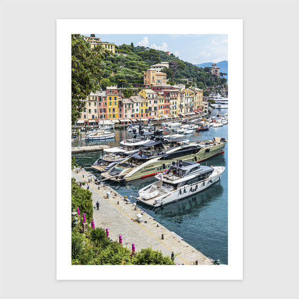Luxusjachtok Portofino kikötőjében